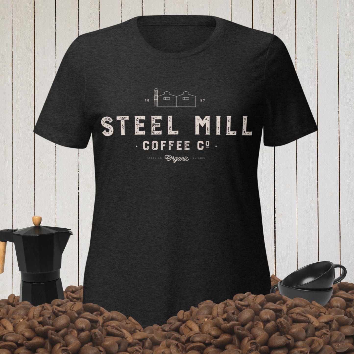 Black-Women’s relaxed tri-blend t-shirt